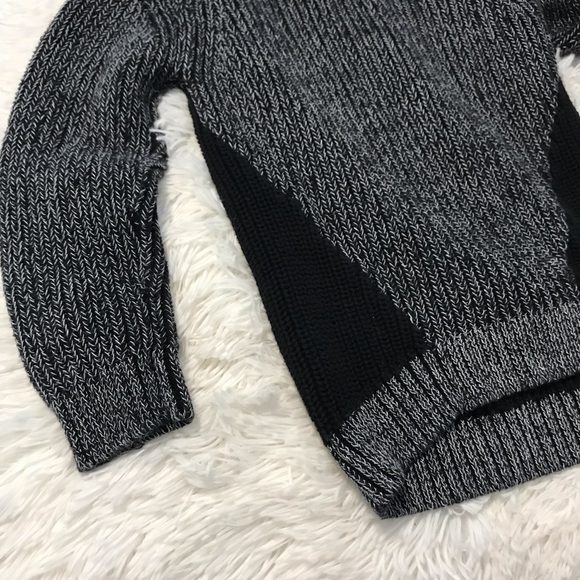 🍂 Romy & Aksel Toddler Sweater 🍂 - Picture 2 of 6